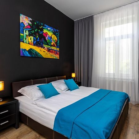 Skackava - Beautiful New Apartment In Direct Centrum, 24H Self Check-In Banská Bystrica Buitenkant foto
